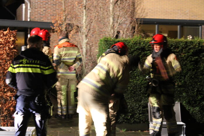 Brand in schoorsteen van vrijstaande woning