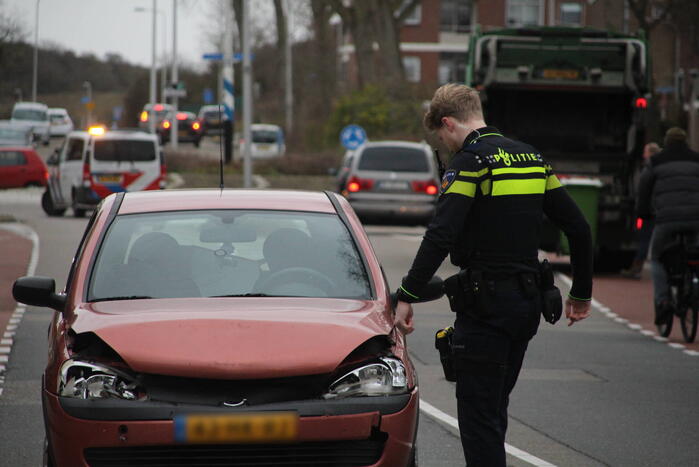Gewonde bij ongeval tussen twee voertuigen