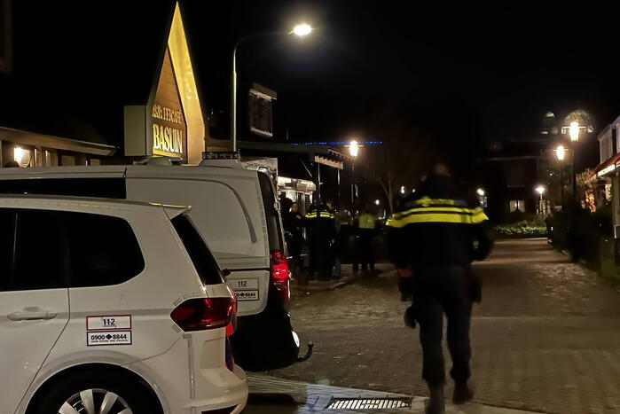 Speurhond zoekt naar vuurwapen na overval