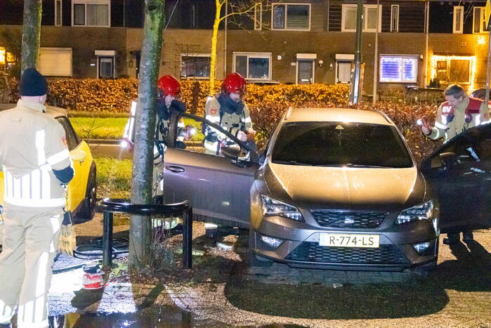 Veel schade bij autobrand