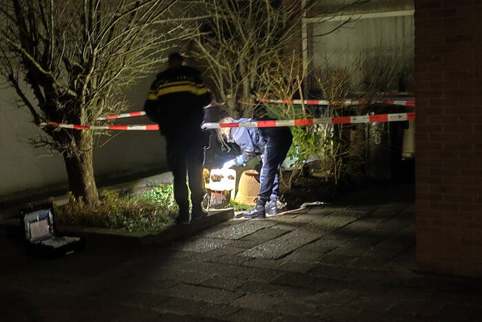 Onderzoek naar jerrycan bij autobrand