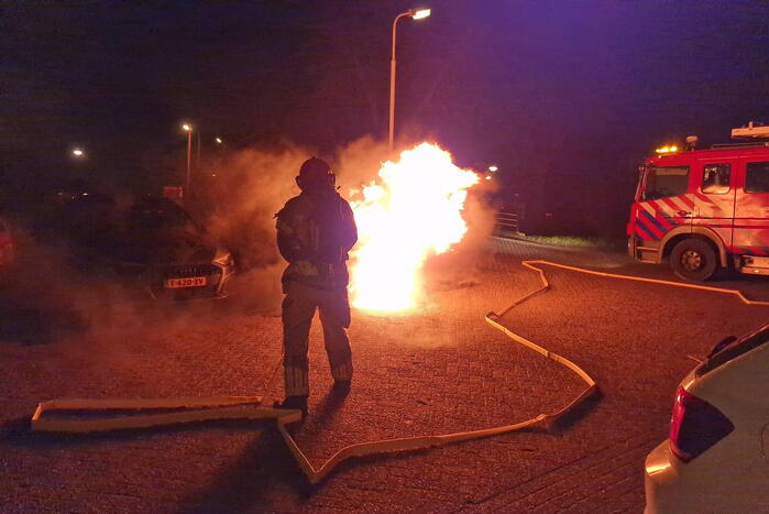 Porsche Cayenne verwoest door brand