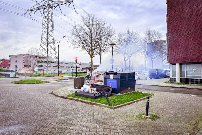 Opnieuw papiercontainer in brand