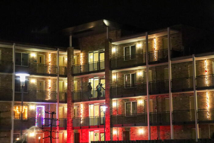 Arrestatieteam valt woning binnen