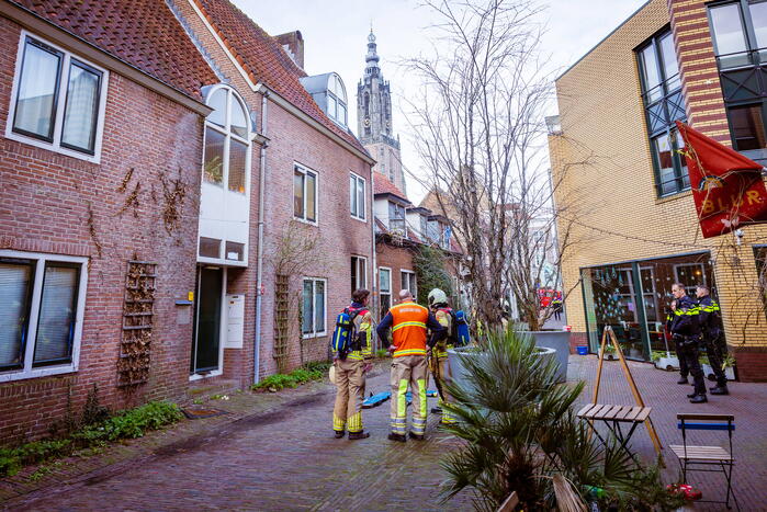 Veel schade bij woningbrand