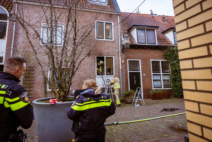 Veel schade bij woningbrand
