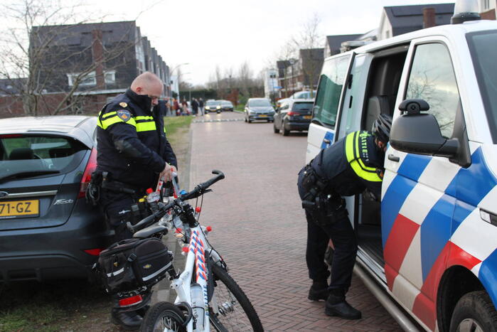 Straat afgezet na aantreffen vuurwerkbom