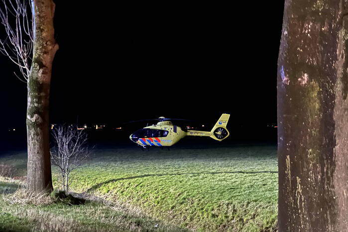 Voetganger overleden en twee zwaargewond bij aanrijding met personenauto