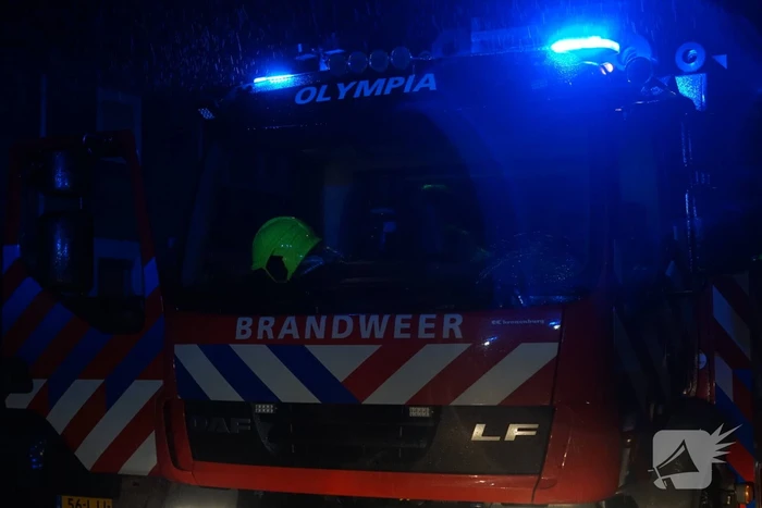 Brandweer controleert woning op brand