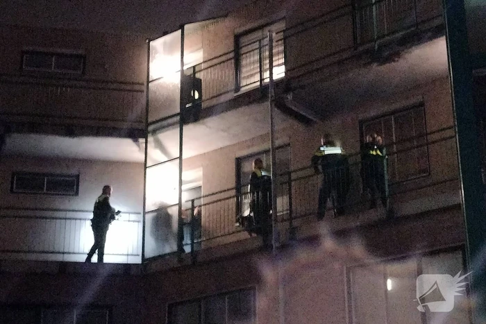 Politie valt woning binnen na reanimatie