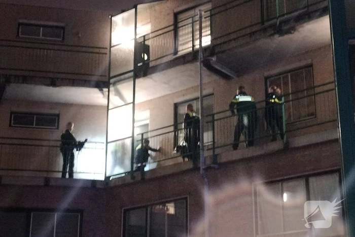 Politie valt woning binnen na reanimatie