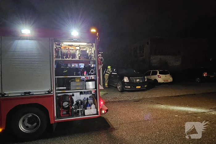 Beginnende autobrand snel geblust