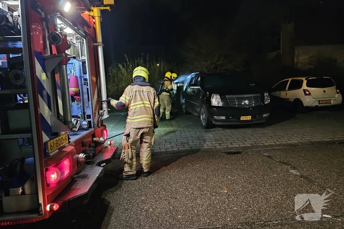 Beginnende autobrand snel geblust