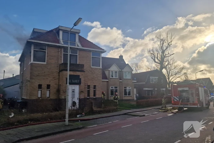 Dode bij felle brand in woning