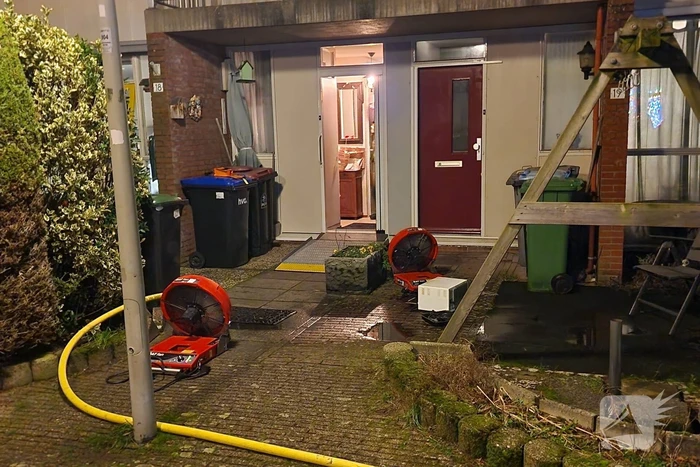 Magnetron vat vlam in woning