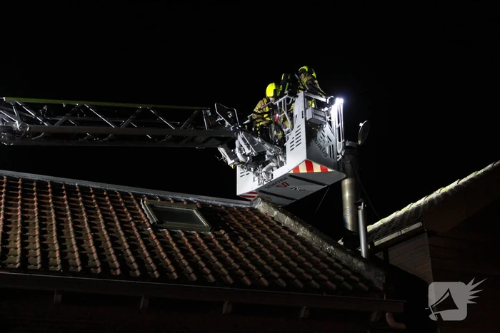 Schoorsteen geveegd na brand