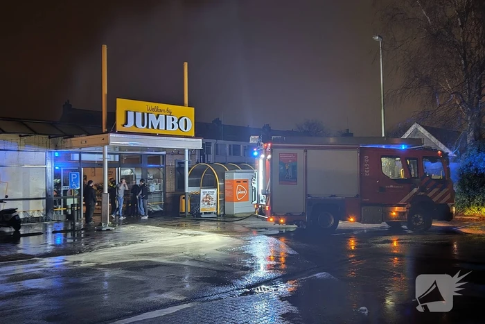 Supermarkt ontruimd door brand in meterkast