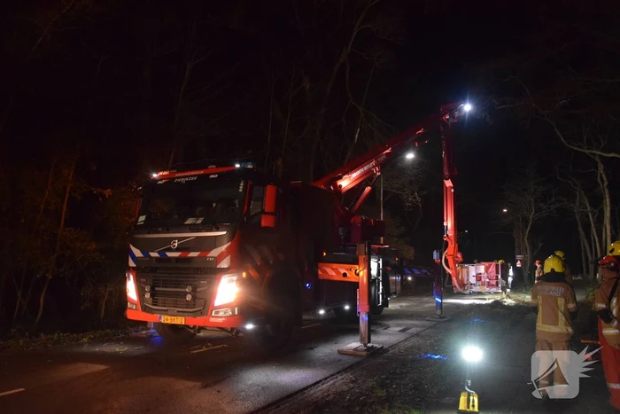 Hoogwerker ingezet bij verwijderen van takken
