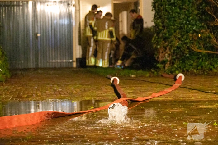 Kelder van woning vol water