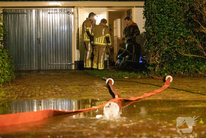 Kelder van woning vol water
