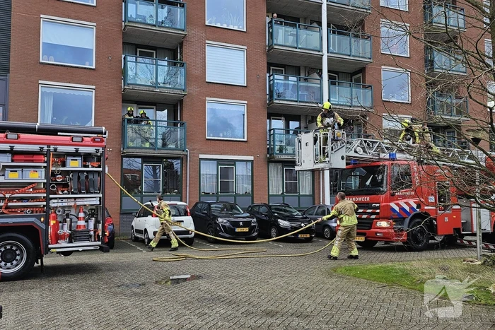 Felle brand in flatwoning