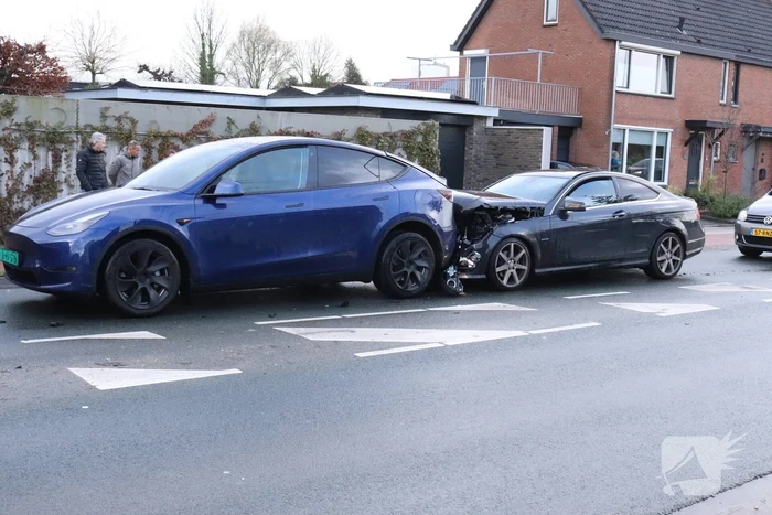 Drie voertuigen betrokken bij ongeval