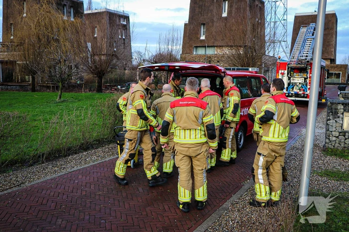 Kelder volgelopen met water door gesprongen waterleiding