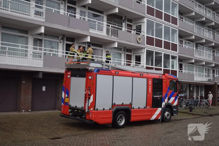 Flatwoning geventileerd na brand
