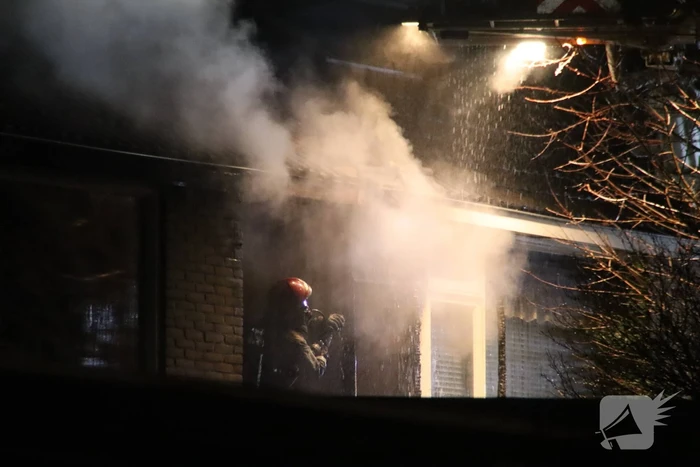 Persoon gewond bij brand in slaapkamer