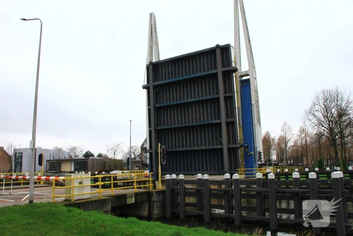Biesterbrug volledig gestremd na storing
