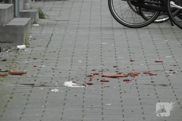 Dakpannen vallen naar beneden