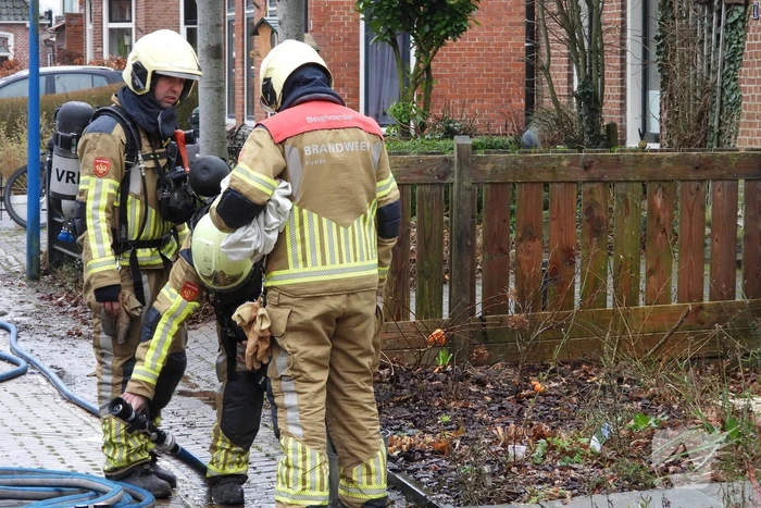 Brand in schoorsteen snel onder controle