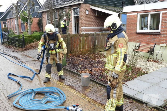 Brand in schoorsteen snel onder controle