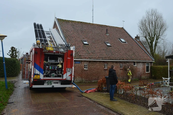 Brand in schoorsteen snel onder controle
