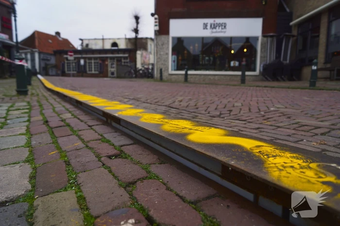 Gemeente brengt markering aan op waterkering