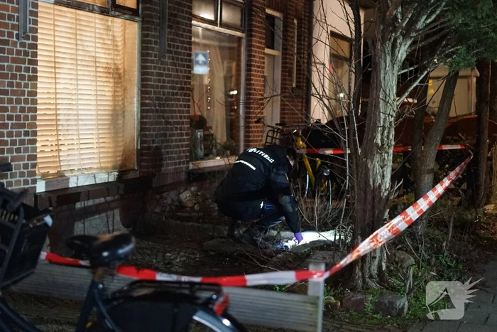 Twee aanhoudingen nadat explosief afgaat bij woning