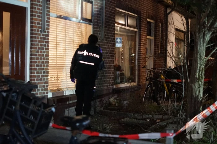 Twee aanhoudingen nadat explosief afgaat bij woning