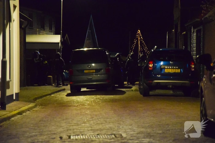 Arrestatieteam valt woning binnen na schietpartij