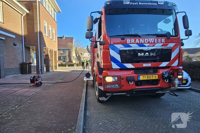 Keukenbrand in woning geblust door brandweer