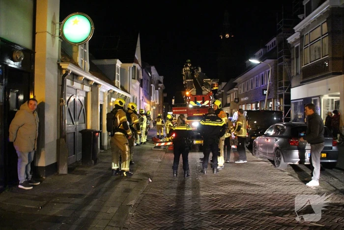 Schoorsteenbrand snel onder controle