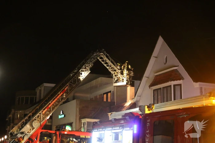 Schoorsteenbrand snel onder controle