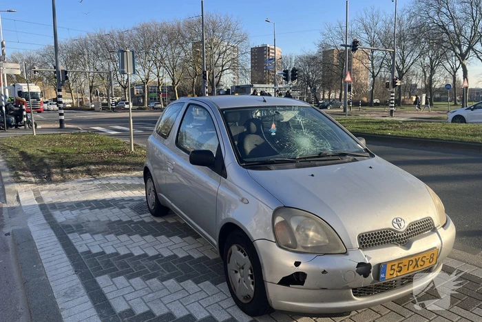 Fietser geschept door automobilist