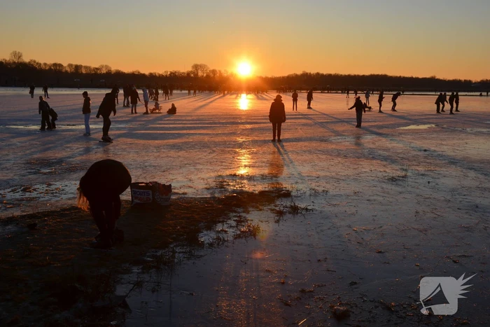 Schaatspret op natuurijs