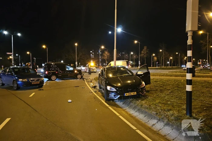 Flinke schade bij ongeval op kruising