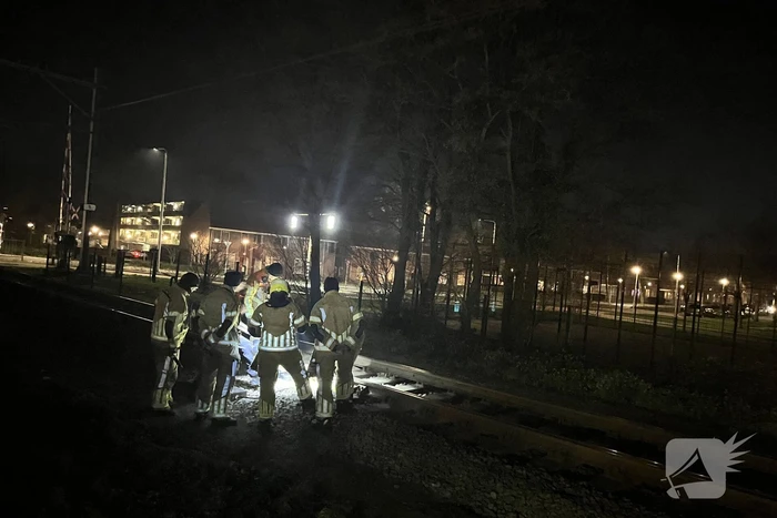 Lekkende gasleiding onder spoor vat vlam