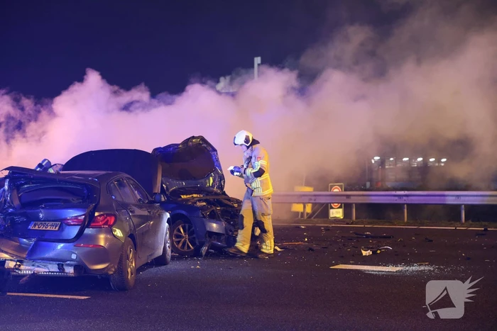 Brand na ernstig ongeval op snelweg