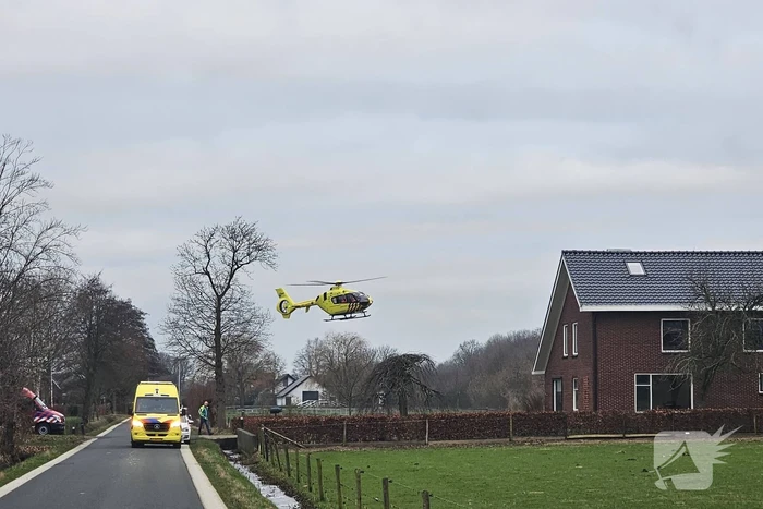 Traumahelikopter ingezet bij noodsituatie in woning