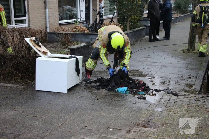 Droger vliegt in brand in woning