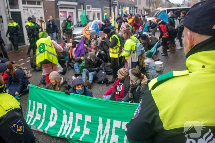 Demonstratie tegen nieuwe gascentrale