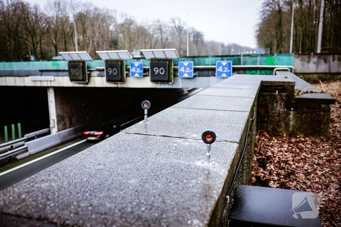 Geavanceerde meetapparatuur geplaatst op Vollenhovetunnel